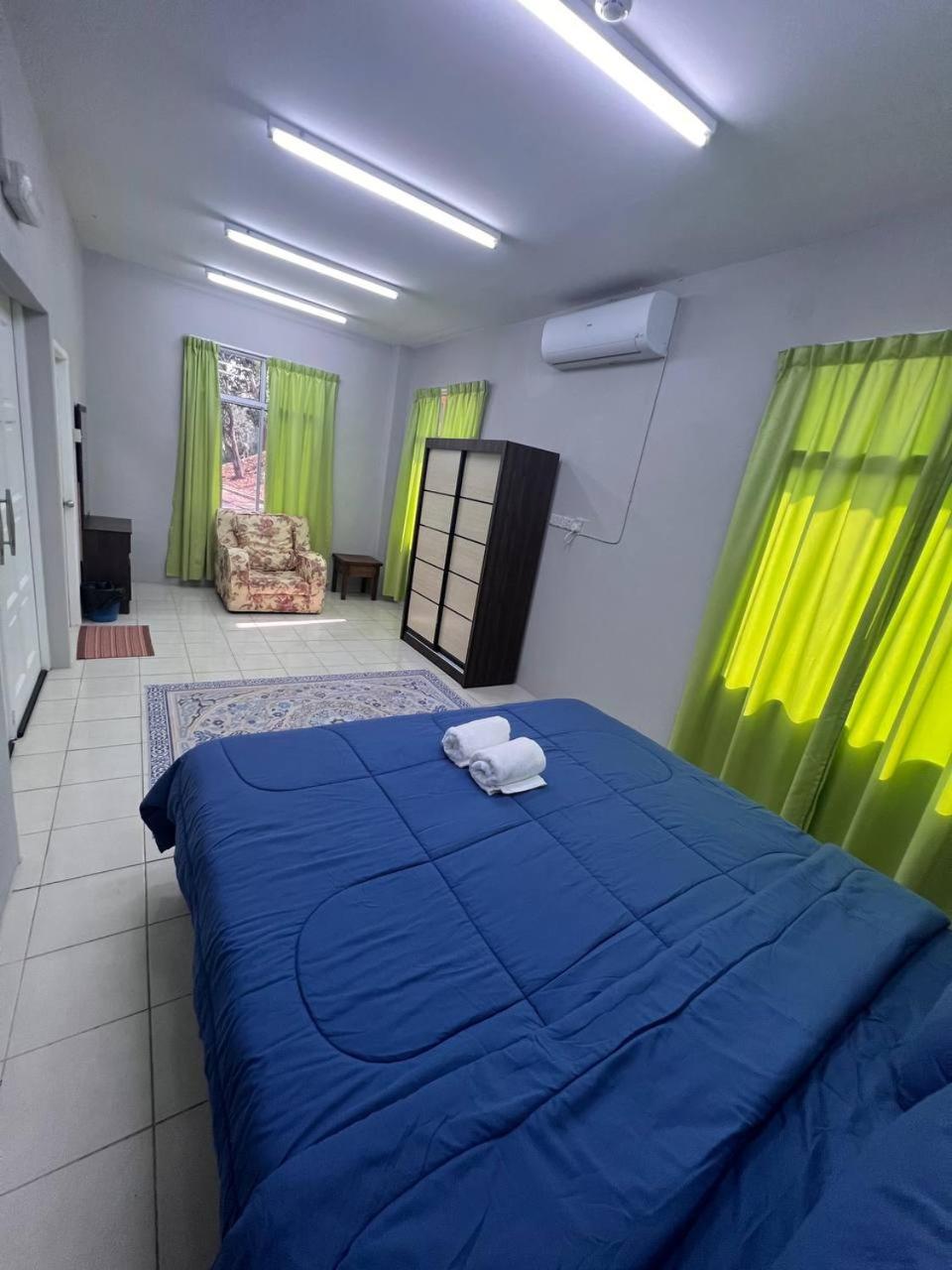Putra Sentosa Retreat Camp, Sematan Quarto foto