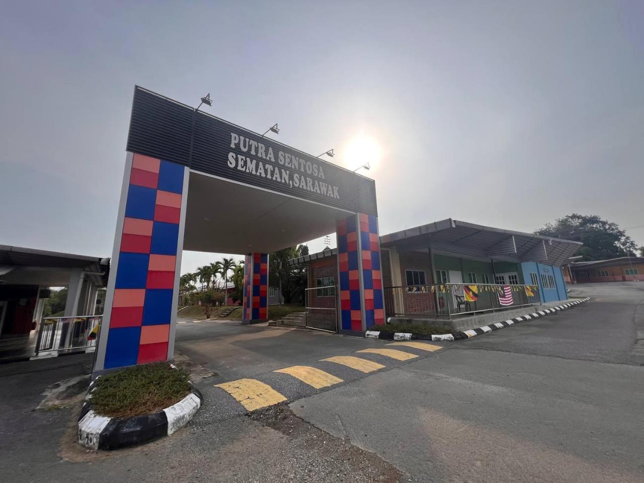 Putra Sentosa Retreat Camp, Sematan Exterior foto